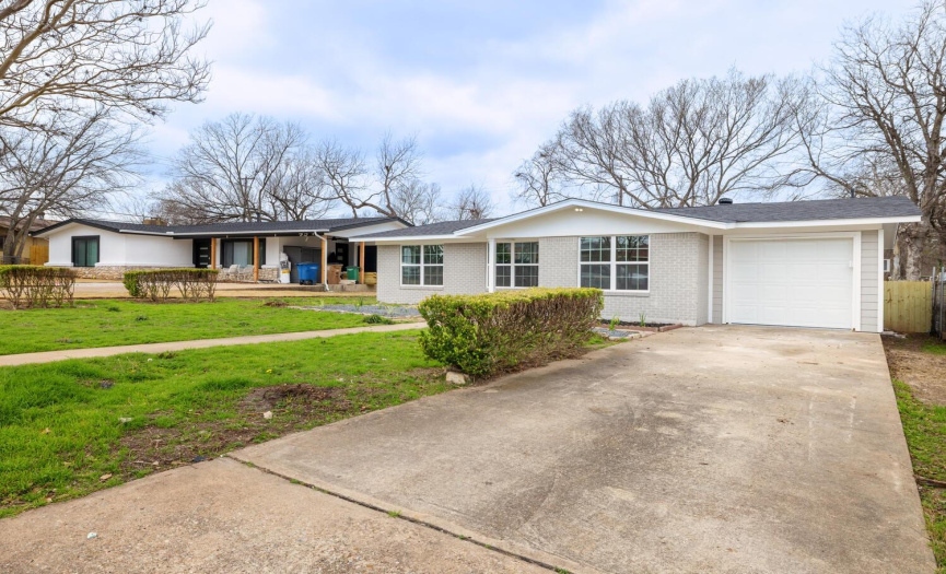 4704 Hilldale DR, Austin, Texas 78723, 3 Bedrooms Bedrooms, ,2 BathroomsBathrooms,Residential,For Sale,Hilldale,ACT7565874