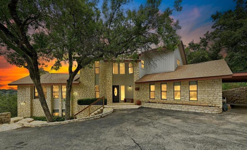 Welcome home to 917 Electra, Lakeway, Texas 78734!