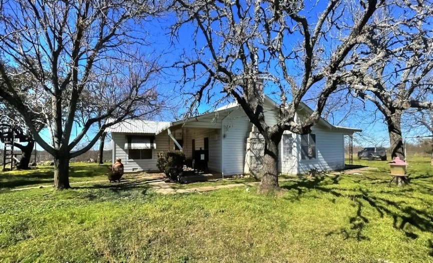 111 County Road 107, Lampasas, Texas 76550, 3 Bedrooms Bedrooms, ,2 BathroomsBathrooms,Farm,For Sale,County Road 107,ACT4584465