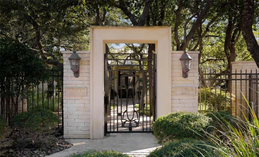 Gated entry to property