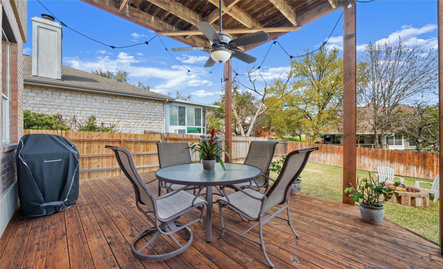 Imagine a morning cup of coffee or an evening glass of wine on this breezy and beautiful deck!