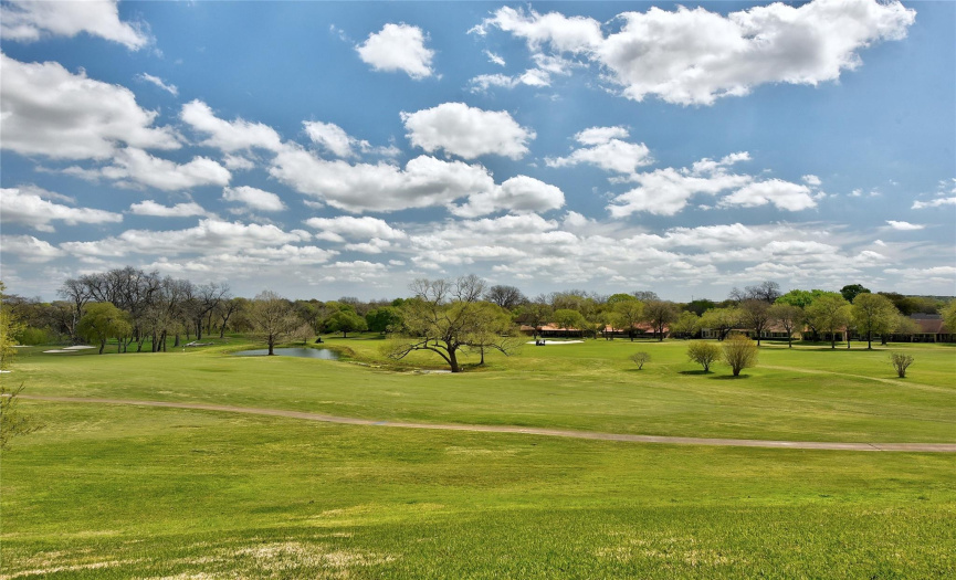 The Onion Creek golf course is designed by the leading-operators, Arcis Golf. It is well designed and built with amazing settings and courses. It is an additional fee to use.
