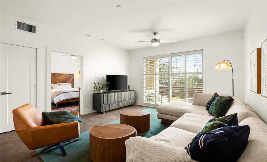 Darling contemporary condo with a fenced-in yard in the heart of South Austin – 78704! 