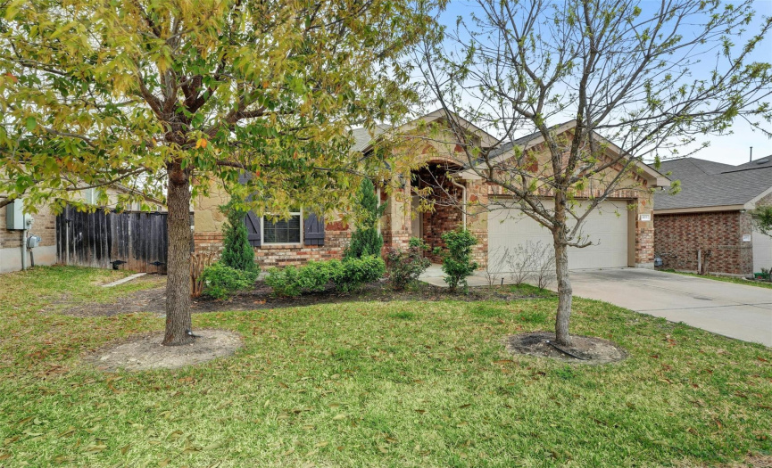 This well-established master-planned community in Round Rock is perennially one of the area’s best-selling communities with excellent Georgetown ISD schools and a vast array of amenities. 