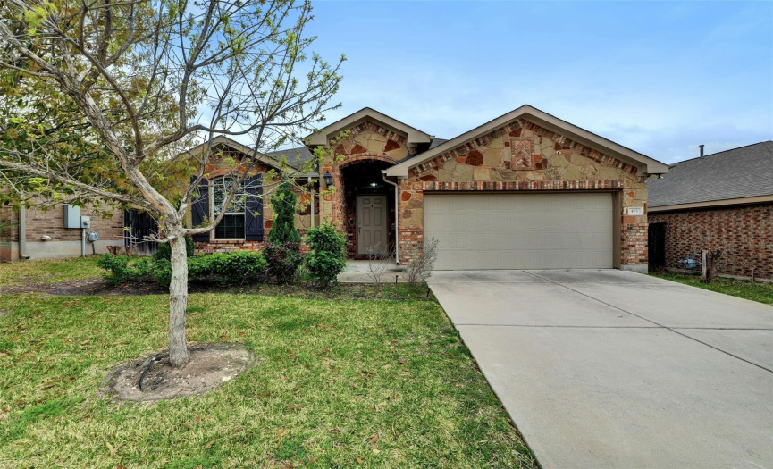 Gorgeous 4BD/2BA single-story home in Georgetown’s highly sought-after Teravista community. 