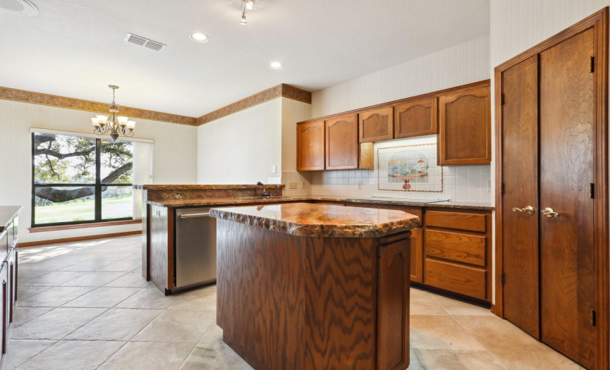 Large Kitchen Island and updated appliances