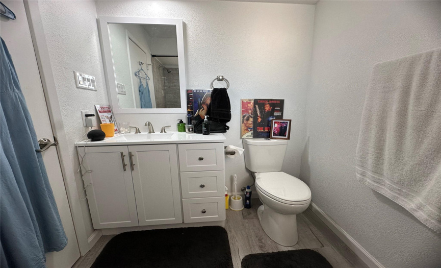secondary bathroom
