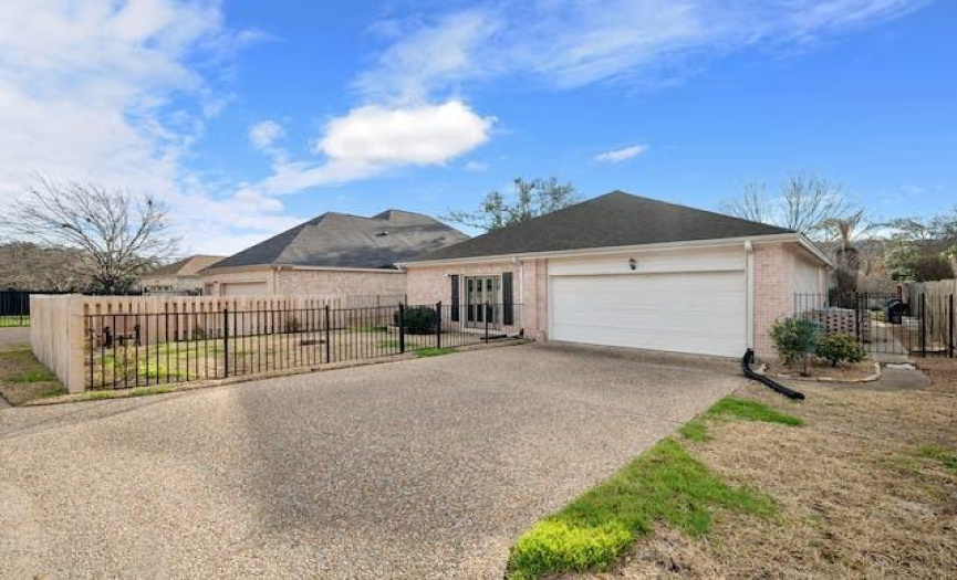 507 Ladin LN, Lakeway, Texas 78734, 3 Bedrooms Bedrooms, ,2 BathroomsBathrooms,Residential,For Sale,Ladin,ACT6921944
