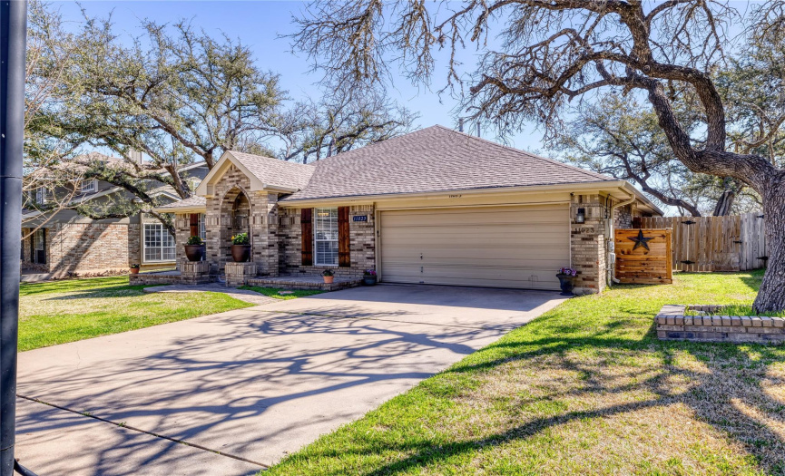 11023 Whiskey River DR, Austin, Texas 78748, 4 Bedrooms Bedrooms, ,2 BathroomsBathrooms,Residential,For Sale,Whiskey River,ACT6570416