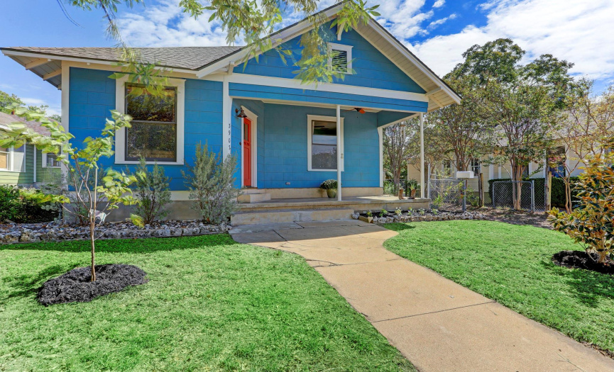 3907 Avenue B, Austin, Texas 78751, 2 Bedrooms Bedrooms, ,1 BathroomBathrooms,Residential,For Sale,Avenue B,ACT2570830