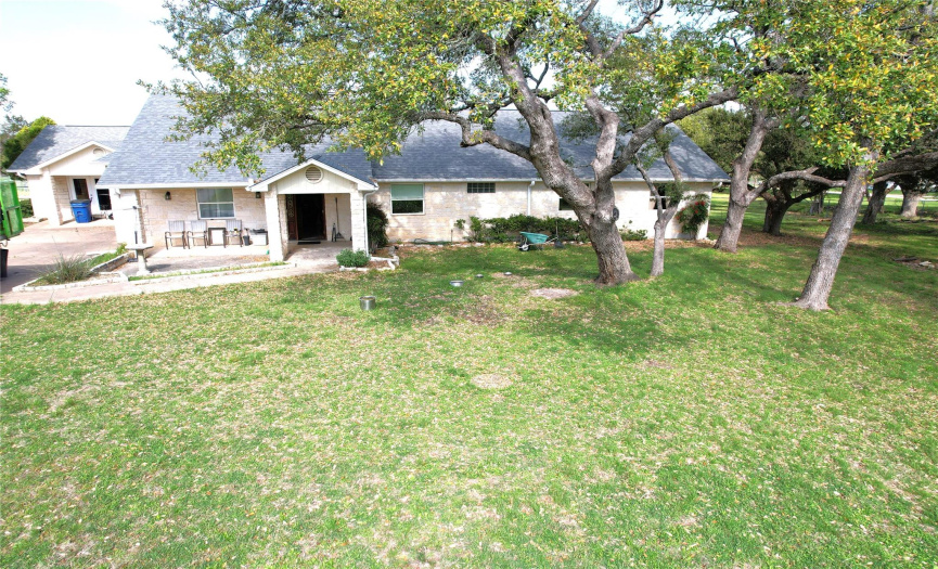 116 Valley View RD, Georgetown, Texas 78633, 3 Bedrooms Bedrooms, ,3 BathroomsBathrooms,Residential,For Sale,Valley View,ACT1170639