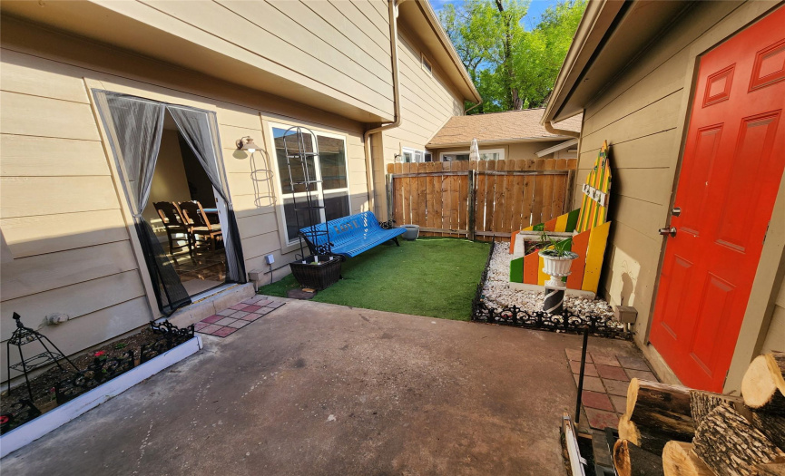8927 Plaza CT, Austin, Texas 78753, 2 Bedrooms Bedrooms, ,2 BathroomsBathrooms,Residential,For Sale,Plaza,ACT7095365