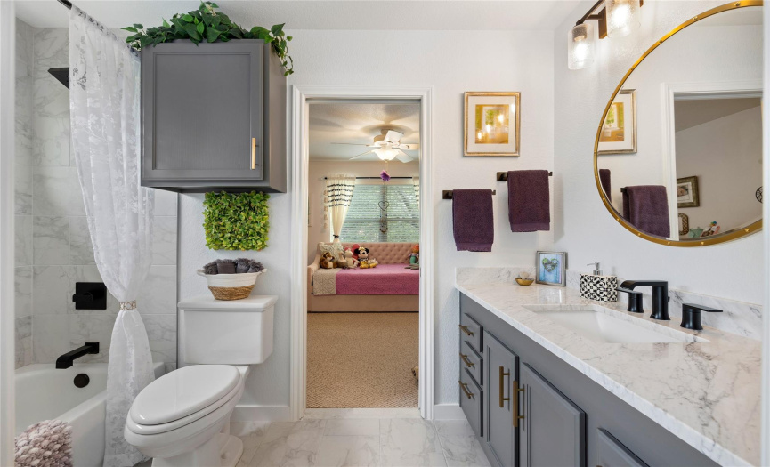 Kids and guests both will enjoy this newly renovated bathroom!