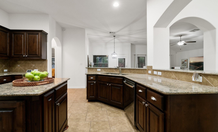 You'll appreciate all the space in the kitchen, which allows for several hands to chip in with meal prep and dishes. 