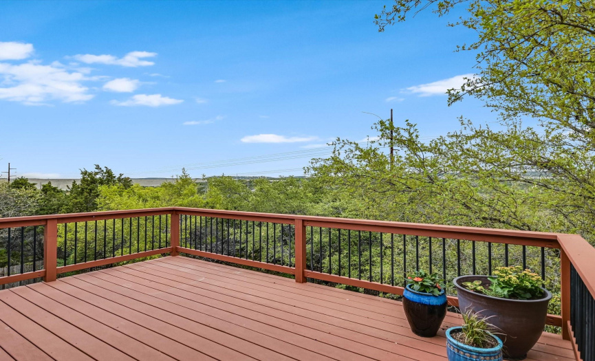 Panoramic views can be enjoyed from the upper deck,  ideal for outdoor dining, morning coffee and gatherings