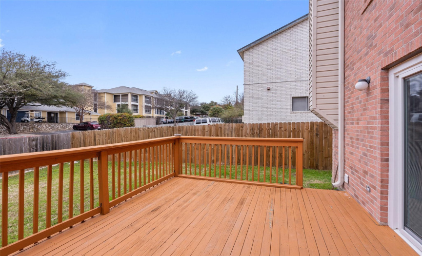 Large deck for grilling and entertaining