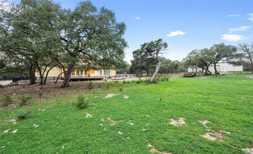 14410 Fitzhugh RD, Austin, Texas 78736, 3 Bedrooms Bedrooms, ,2 BathroomsBathrooms,Residential,For Sale,Fitzhugh,ACT6840441