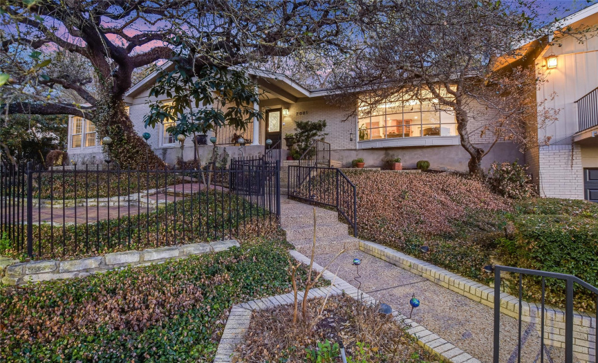 2001 Scenic DR, Austin, Texas 78703, 4 Bedrooms Bedrooms, ,2 BathroomsBathrooms,Residential,For Sale,Scenic,ACT8863480