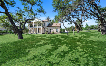 310 Saddle Blanket DR, Dripping Springs, Texas 78620 For Sale