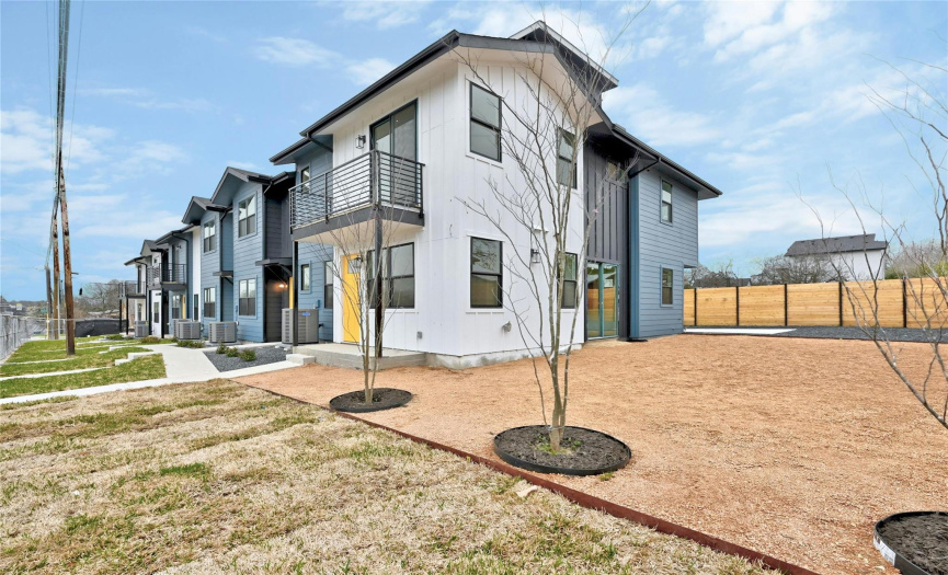 1011 St Johns Ave, Austin, Texas 78752, 3 Bedrooms Bedrooms, ,2 BathroomsBathrooms,Residential,For Sale,St Johns,ACT2080533