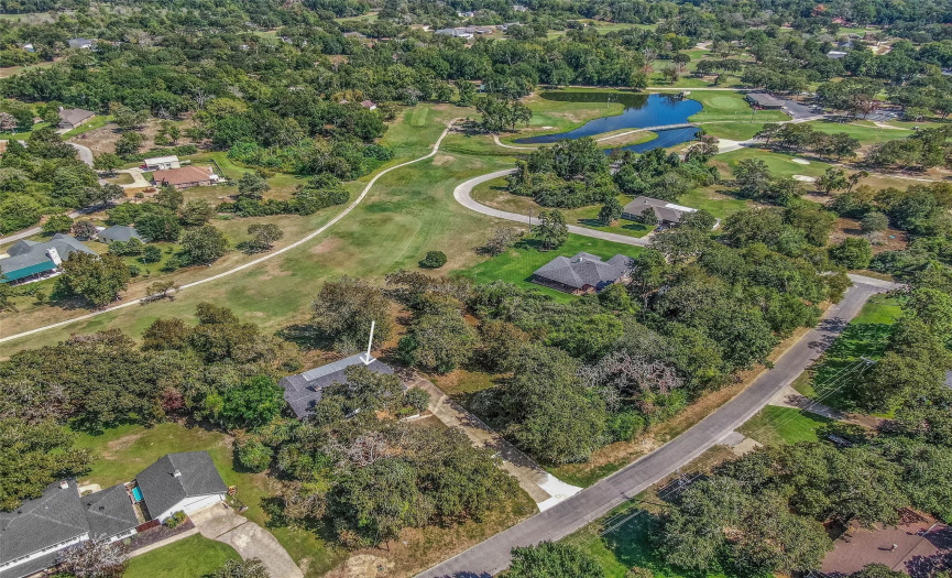 Double lot on golf course