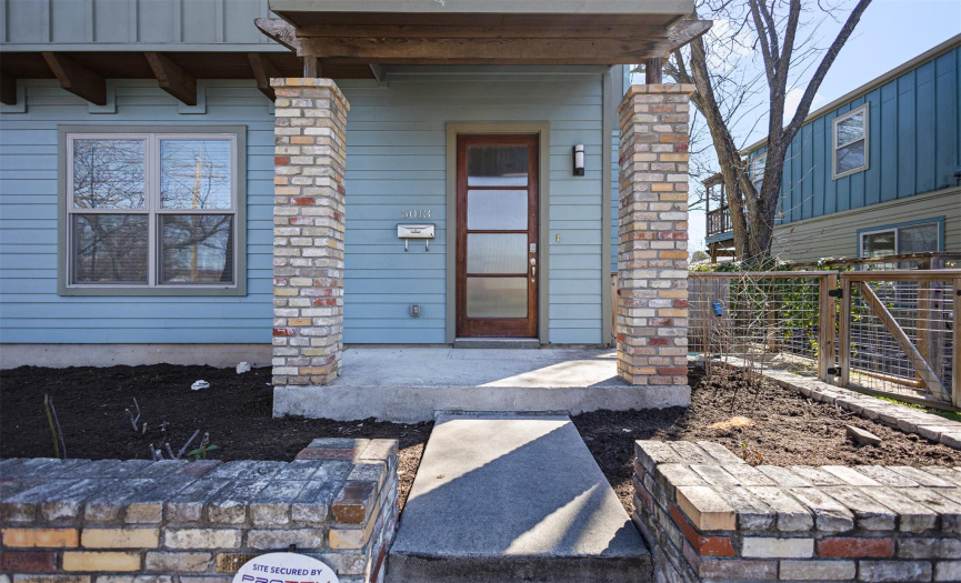 5013 Avenue F Ave, Austin, Texas 78751, 3 Bedrooms Bedrooms, ,2 BathroomsBathrooms,Residential,For Sale,Avenue F,ACT1116899