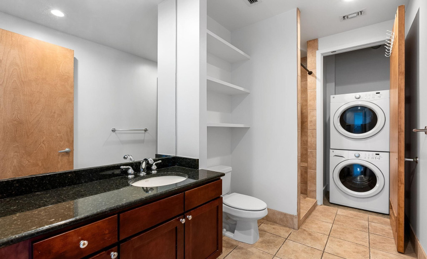 800 5th ST, Austin, Texas 78703, 2 Bedrooms Bedrooms, ,2 BathroomsBathrooms,Residential,For Sale,5th,ACT4370081