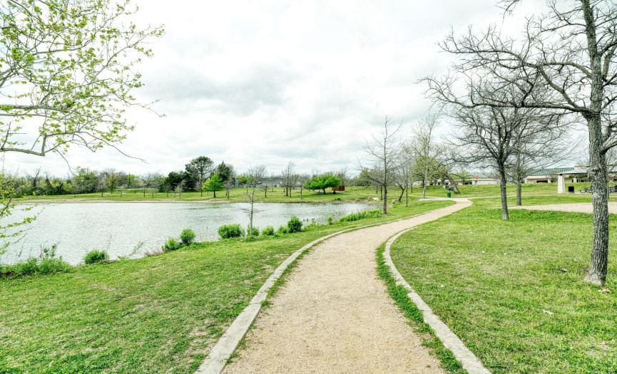 Walking Trails near the Duck Pond at Round Rock West Park