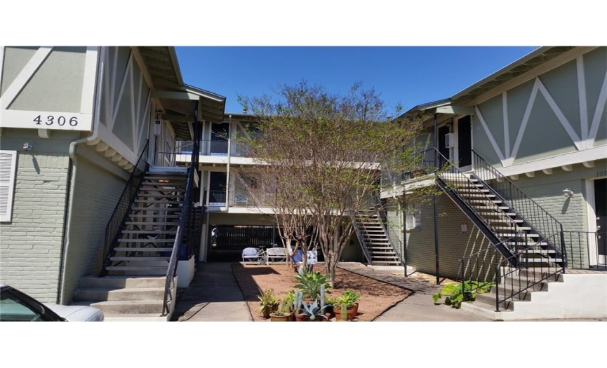 4306 Avenue A, Austin, Texas 78751, 2 Bedrooms Bedrooms, ,1 BathroomBathrooms,Residential,For Sale,Avenue A,ACT1554799