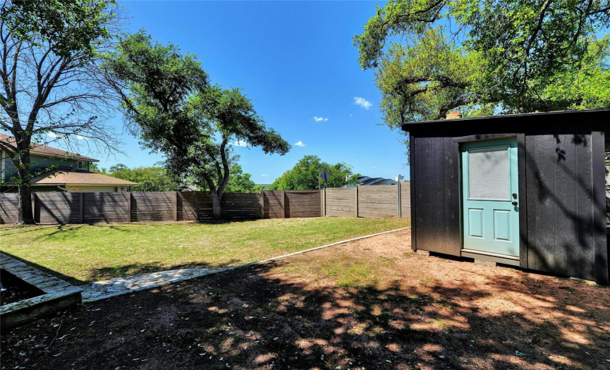 8611 Green VLY, Austin, Texas 78759, 3 Bedrooms Bedrooms, ,3 BathroomsBathrooms,Residential,For Sale,Green,ACT2116788