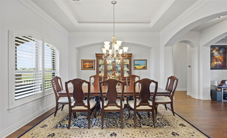 Multiple Dining Areas