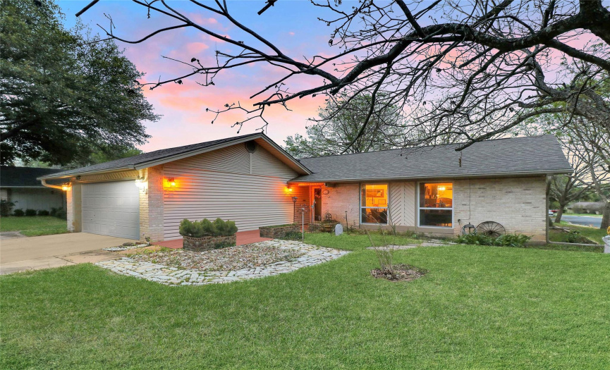 601 Old Stone RD, Austin, Texas 78745, 4 Bedrooms Bedrooms, ,2 BathroomsBathrooms,Residential,For Sale,Old Stone,ACT7807420