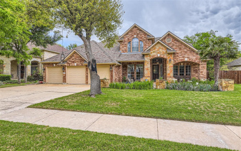 3813 Crest LN, Round Rock, Texas 78681 For Sale