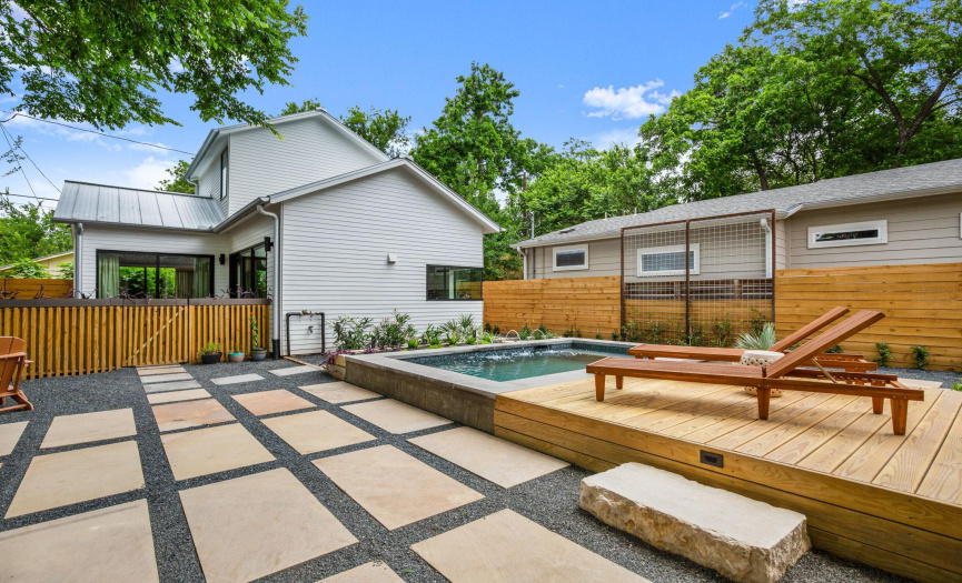 2700 3rd ST, Austin, Texas 78702, 5 Bedrooms Bedrooms, ,2 BathroomsBathrooms,Residential,For Sale,3rd,ACT9238198