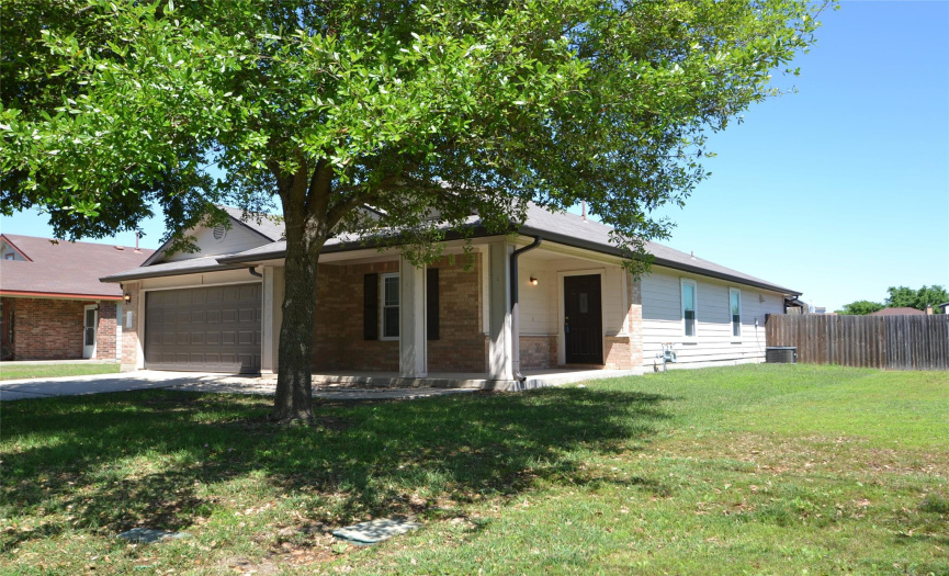 265 Town Lake BND, Kyle, Texas 78640, 3 Bedrooms Bedrooms, ,2 BathroomsBathrooms,Residential,For Sale,Town Lake,ACT2885145