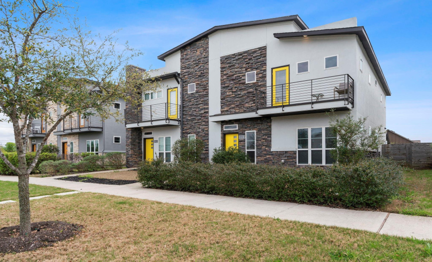 Easy access to major highways (I35, 183, 130), situated just 10 miles from the airport, downtown Austin and McKinney Falls State Park which offers great hiking, camping and biking.