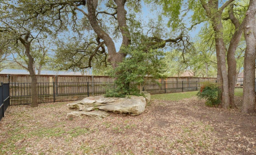 13604 Caldwell DR, Austin, Texas 78750, 2 Bedrooms Bedrooms, ,2 BathroomsBathrooms,Residential,For Sale,Caldwell,ACT4280329
