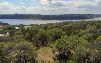 410 Lake View DR, Spicewood, Texas 78669 For Sale