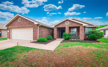 1506 Kothman DR, Hutto, Texas 78634 For Sale
