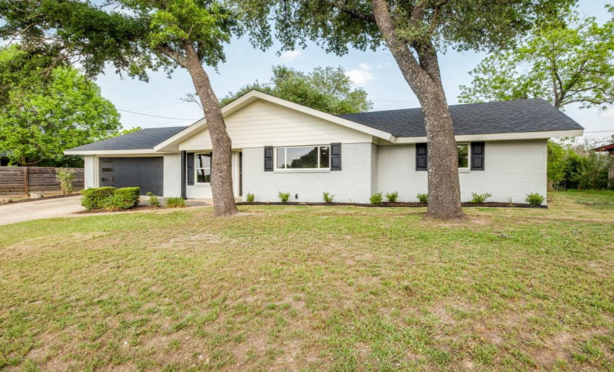 6113 Hylawn, Austin, Texas 78723, 4 Bedrooms Bedrooms, ,2 BathroomsBathrooms,Residential,For Sale,Hylawn,ACT4710100