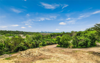 12 Hillside CT, Austin, Texas 78746 For Sale
