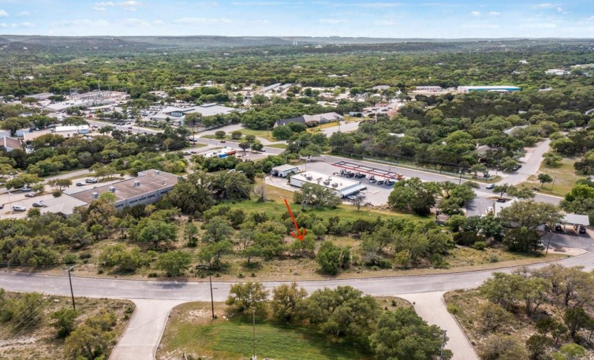 Just below this tract is the Wimberley Post Office (on left) Exxon/convenience store (in the middle) and Wells Fargo Bank (on right)