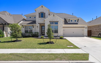 401 Leon LOOP, Liberty Hill, Texas 78642 For Sale