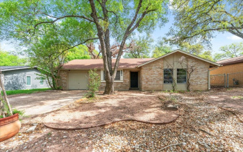 3401 Catalina DR, Austin, Texas 78741 For Sale