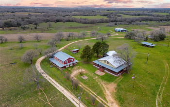2082 County Road 438 RD, Harwood, Texas 78632 For Sale