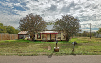 205 Fallwell ST, Liberty Hill, Texas 78642, ,Commercial Sale,For Sale,Fallwell,ACT6957650
