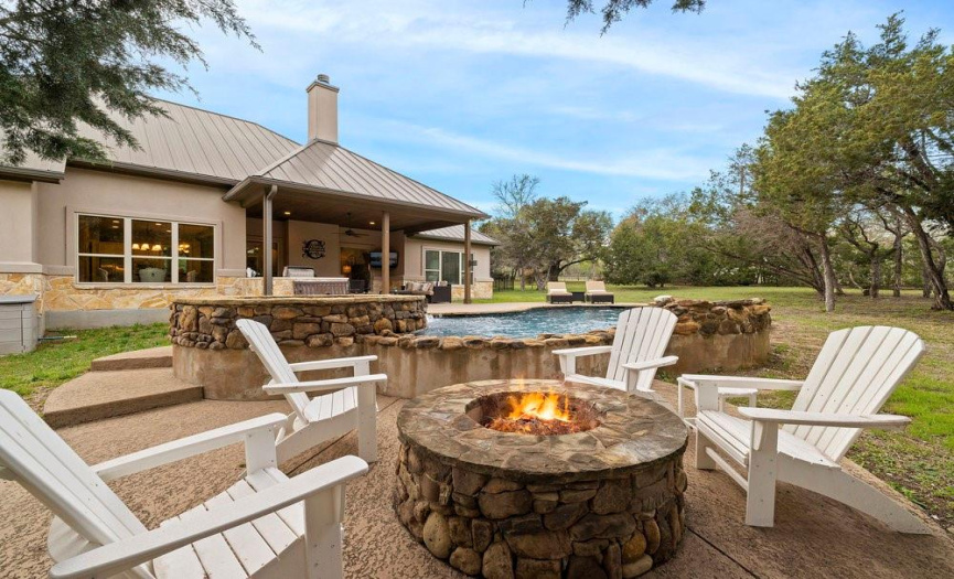 The perfect outdoor living space. 