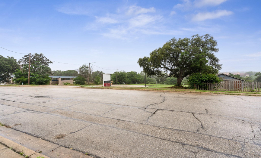 402 Morrow ST, Georgetown, Texas 78626, ,Commercial Sale,For Sale,Morrow,ACT8467288