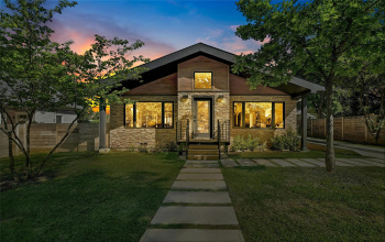 906 13th ST, Austin, Texas 78702, 4 Bedrooms Bedrooms, ,3 BathroomsBathrooms,Residential,For Sale,13th,ACT8009275