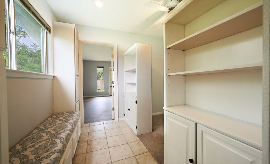 extra large walk in closet...large enough for small office